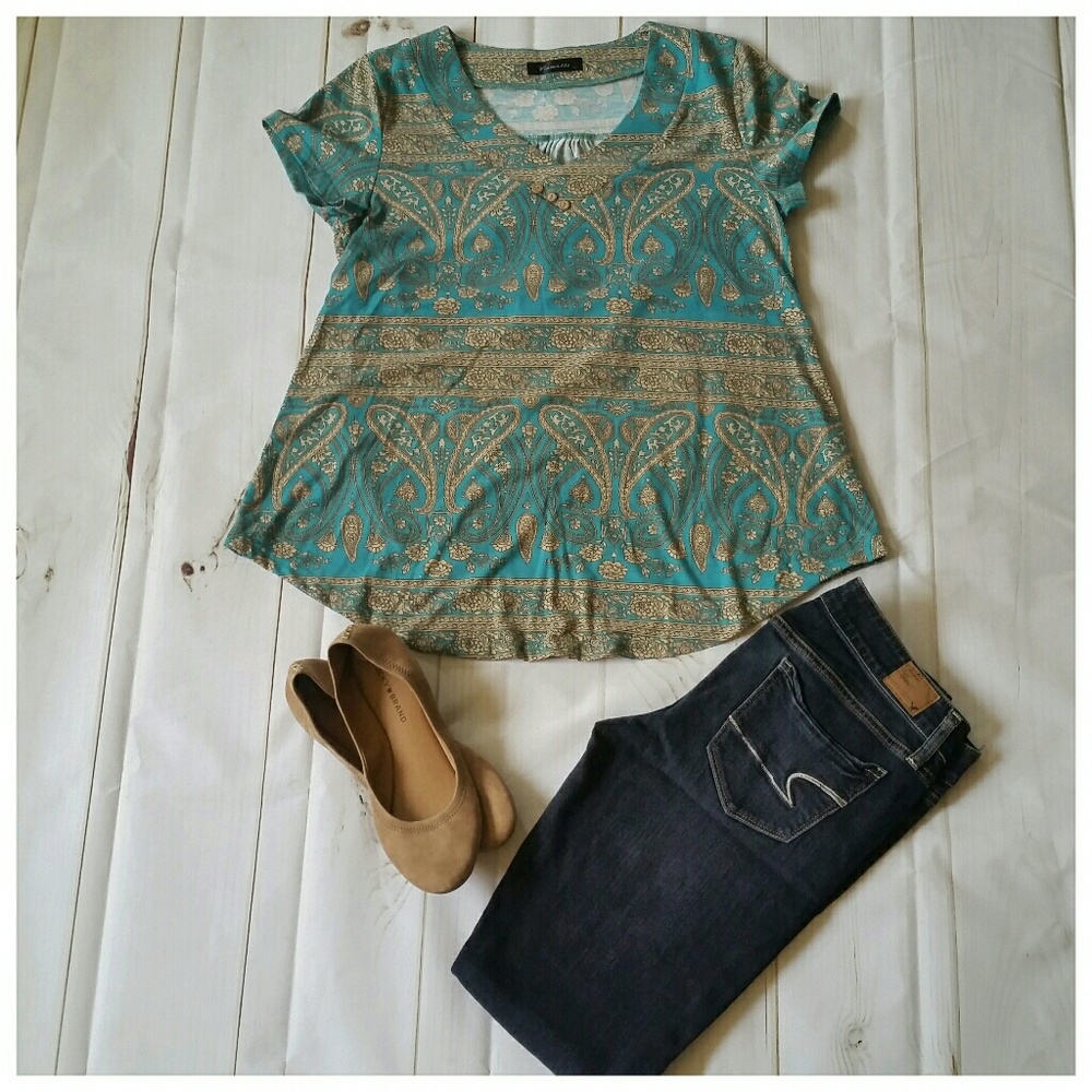 Beautiful Brown and Blue Paisley Top
